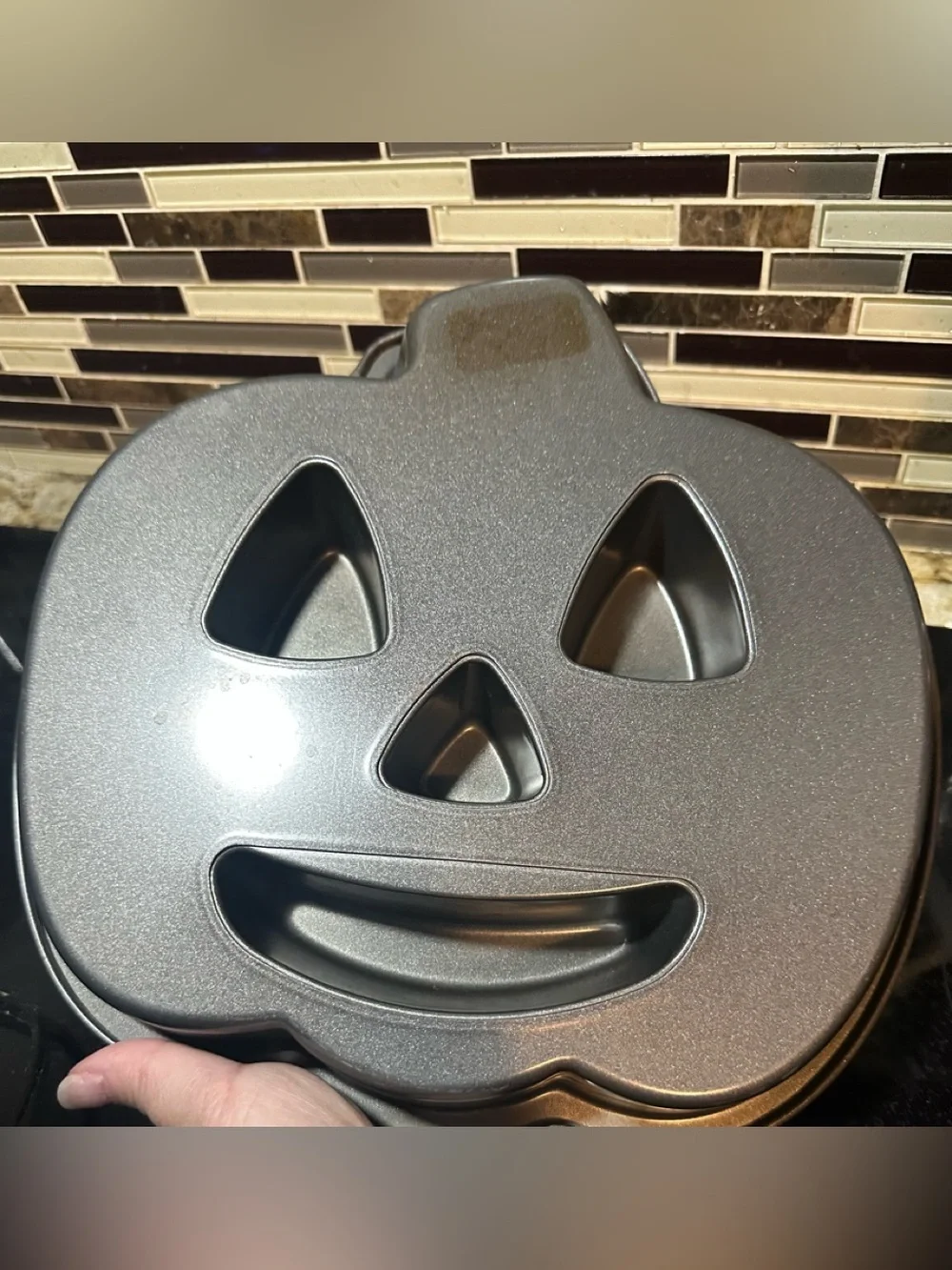 Wilton Pumpkin Face Cake Pan